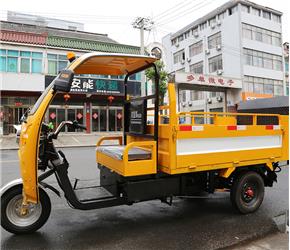 濟南六桶電動三輪車